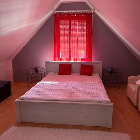 Hegyalja Apartmanhaz 公寓 Balatongyörök