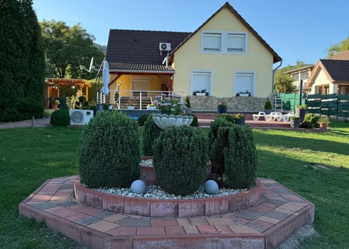 Hegyalja Apartmanhaz