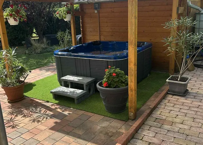 Hegyalja Apartmanhaz * Balatongyörök